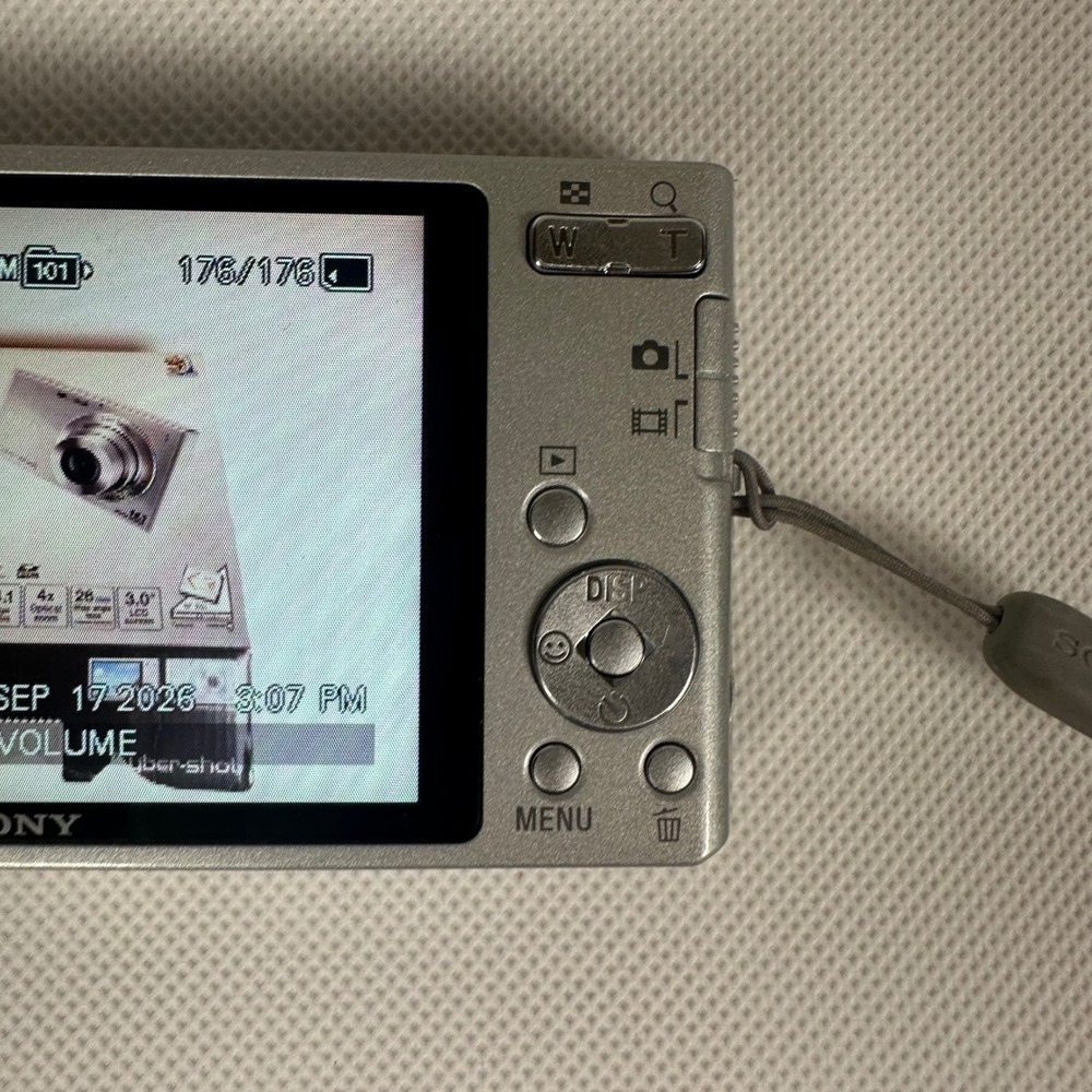 Sony Cyber-shot DSC-W330 14.1MP Digital Camera Silver 4x Zoom Bundle Boxed Works - Picture 6 of 15